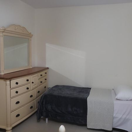 דורס Karl Thopia Apartments מראה חיצוני תמונה
